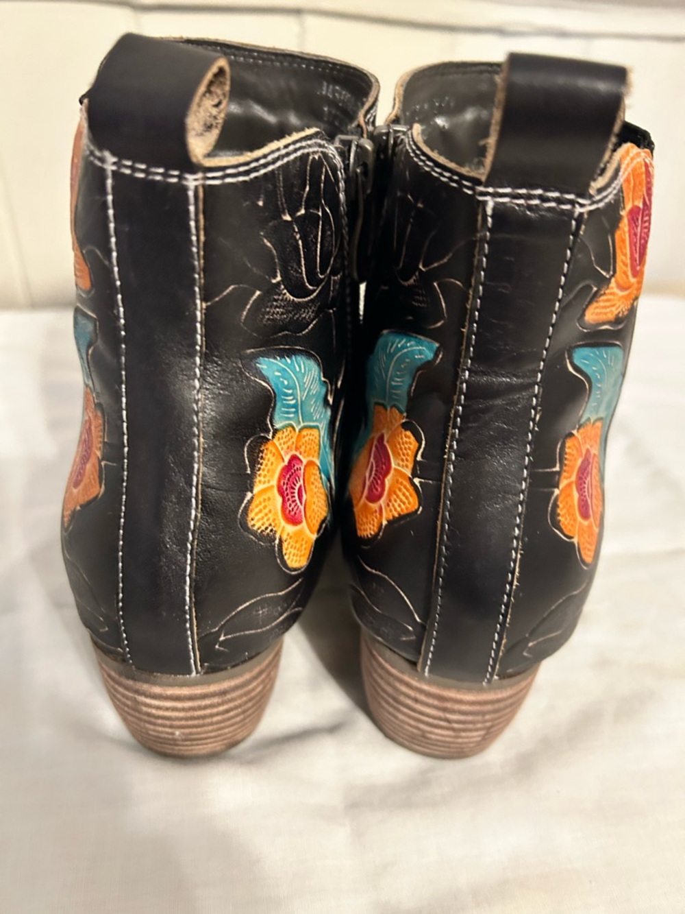 L’Artiste By Spring Step Jason’s Floral Leather Hand-Painted Booties/Black/41 - Picture 4 of 5